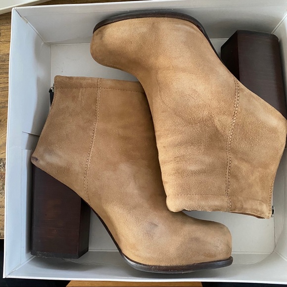Jeffrey Campbell Rumble Suede Booties Size 8 - Picture 3 of 5